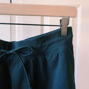 LULULEMON DESIGNATED HITTER SHORT